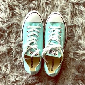 Converse Chuck Taylor low top men’s